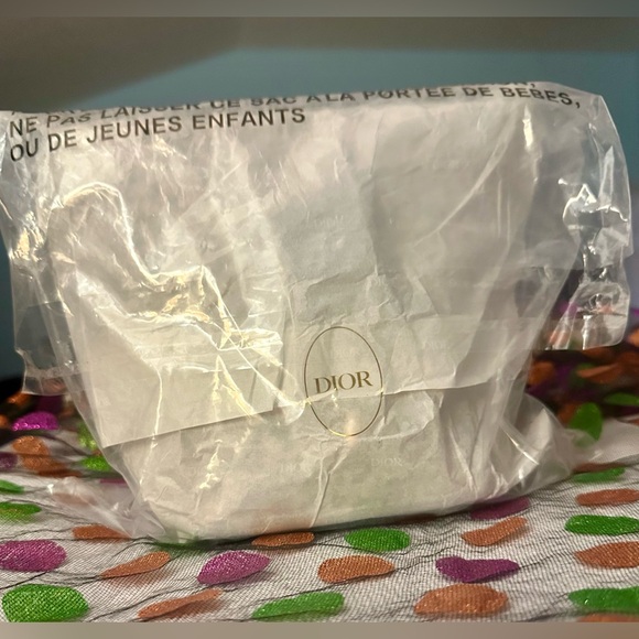 Dior Leopard Pattern Bucket Bag/Shoulder Bag/Crossbody Bag GWP - Picture 13 of 15